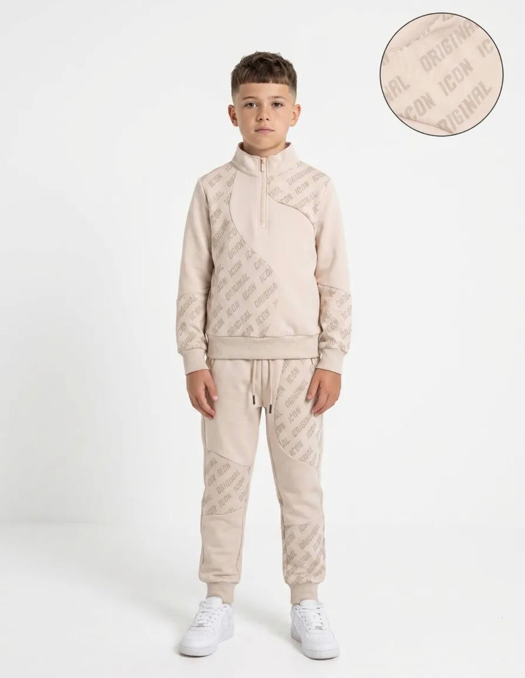 Ensemble Beige Icon