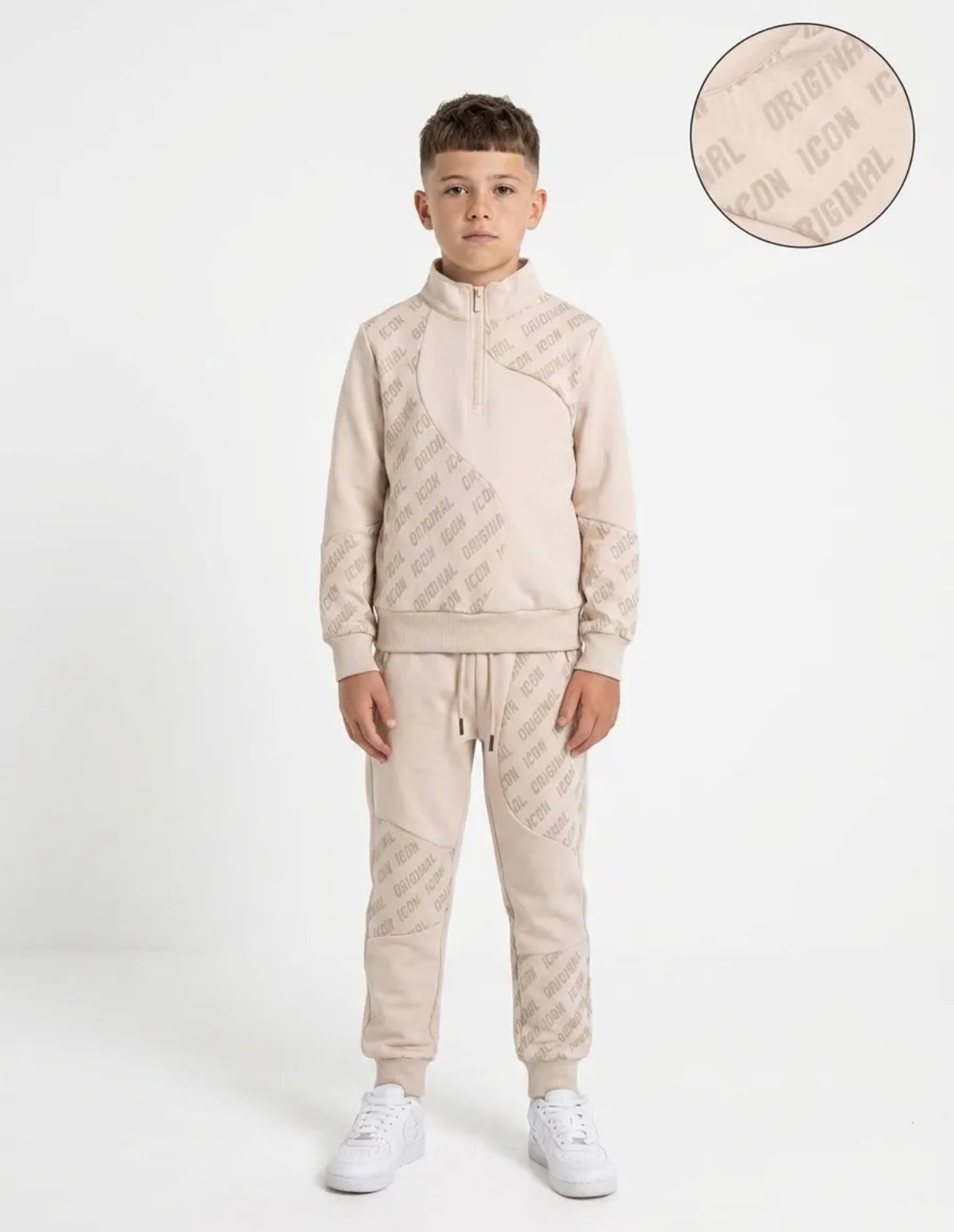 Ensemble Beige Icon