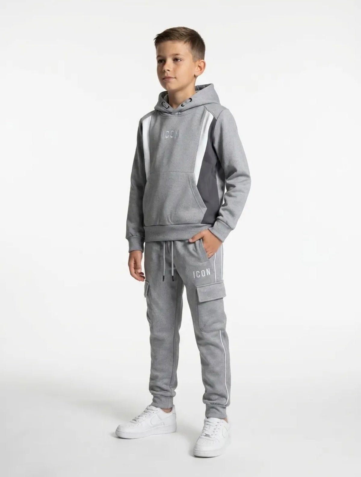 Ensemble Icon Gris
